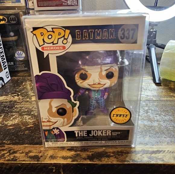 The Joker Batman CHASE Funko Pop #337